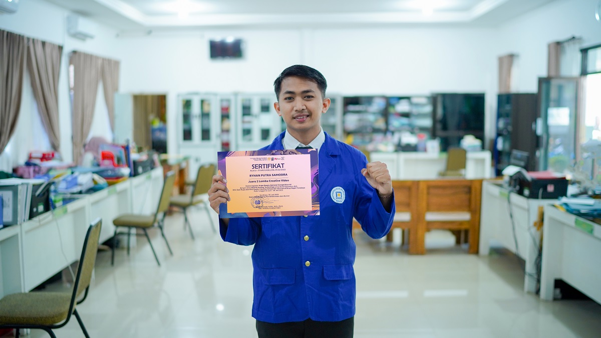 KREATIVITAS TANPA BATAS, MAHASISWA DKV UDINUS KEDIRI KANTONGI 2 JUARA DALAM CREATIVE VIDEO COMPETITION